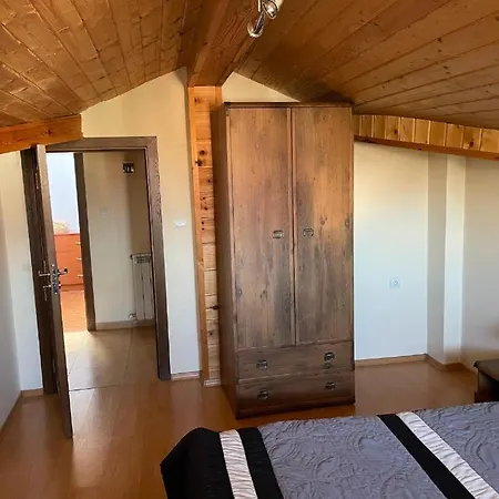 Kalaydzhiev - къща с 5 спални *