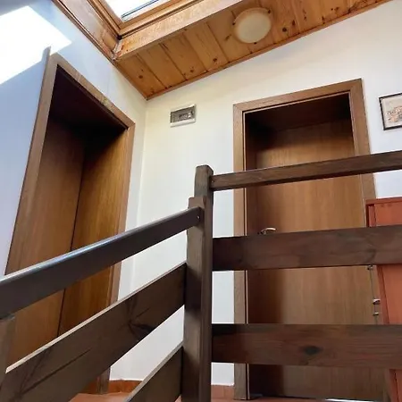 Kalaydzhiev - къща с 5 спални Dağ evi Bansko